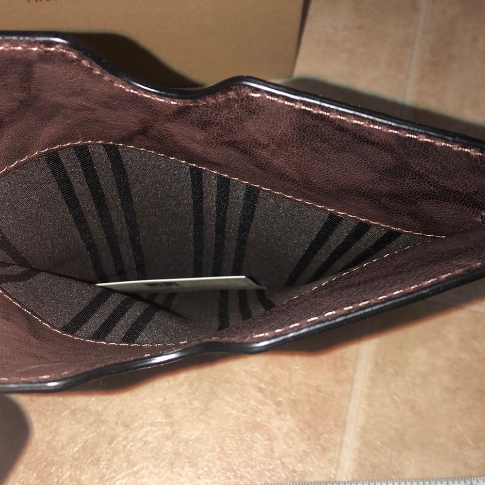 🆕 FRYE Cameron IPad Sleeve - Dark Brown - Picture 4 of 6